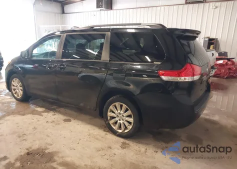 2011 Toyota Sienna Xle from USA, damaged, VIN 5TDDK3DC7BS005827